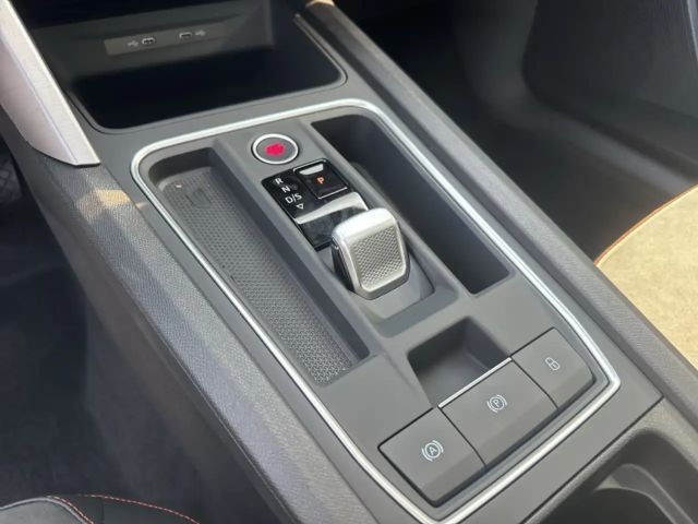 Seat Leon 2.0 TDI DSG FR-lijn Sportstourer