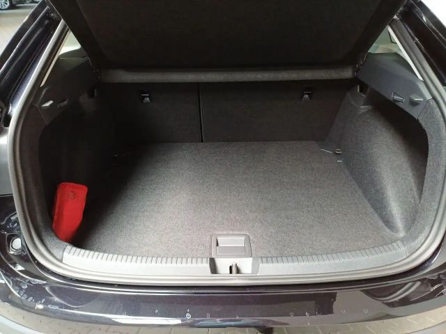 Volkswagen Taigo 1.0 TSI DSG Style