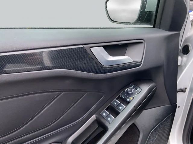 Ford Focus EcoBoost ST Line Wagon