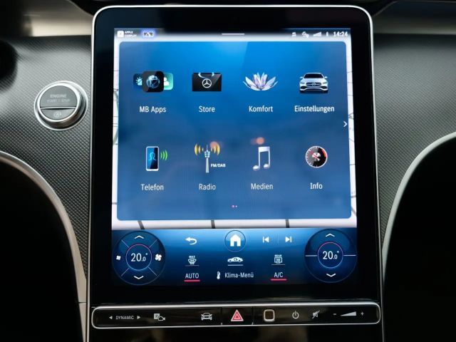 Mercedes-Benz C 220 AMG Line C 220 d Sedan