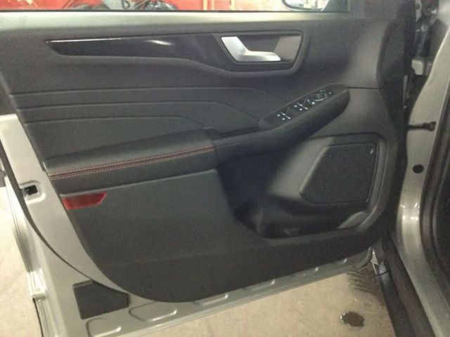 Ford Kuga EcoBoost ST Line