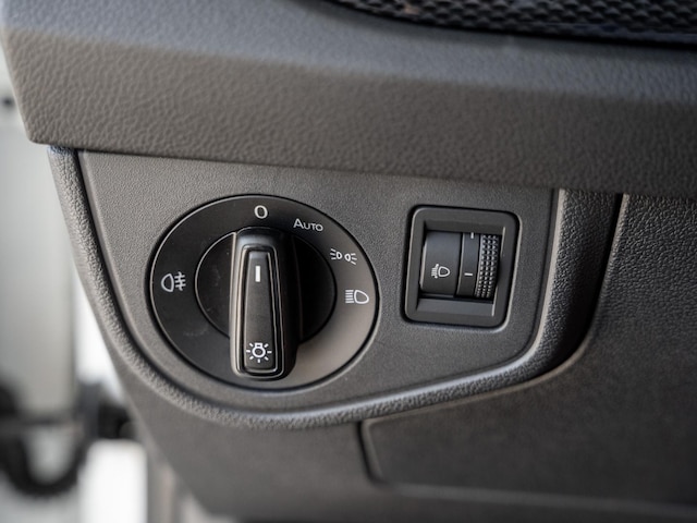 Volkswagen Polo 1.0 l TSI ACC FLA LM KlimaA SHZ PDC