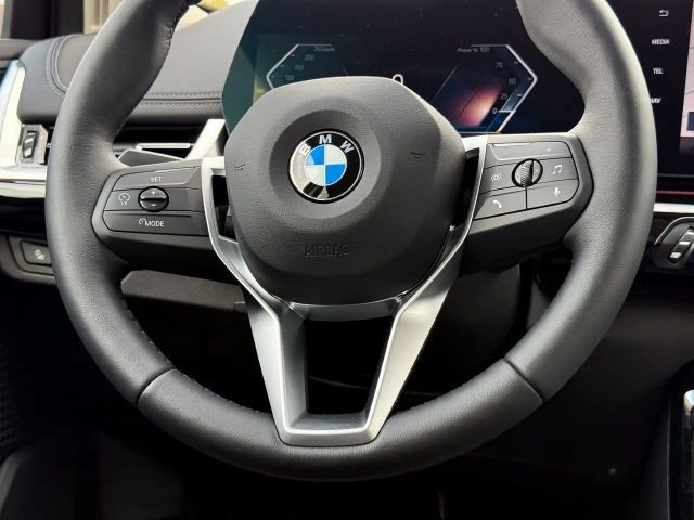 BMW 218 218d Active Tourer Sedan