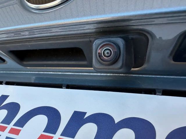 BMW 118 118i Sedan Sport Line