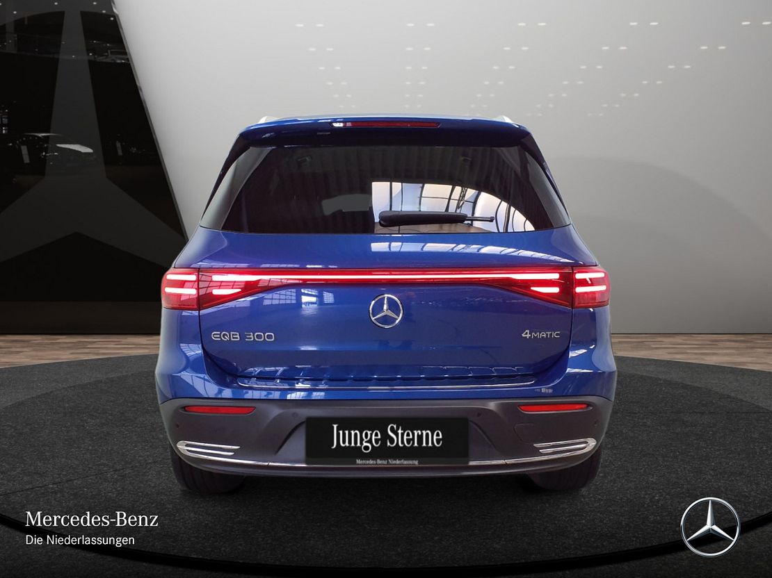 Mercedes-Benz EQB 300 4MATIC
