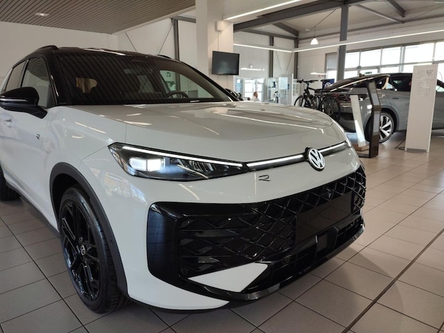 Volkswagen T-Roc 1.5 eTSI DSG R-Line