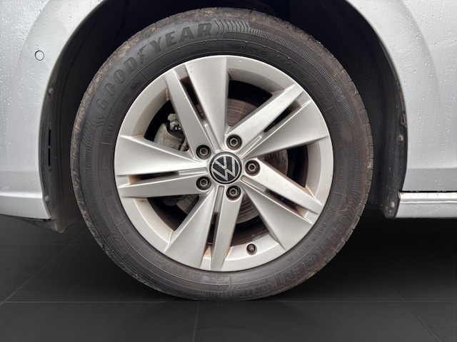 Volkswagen Golf 1.5 eTSI DSG Life Variant