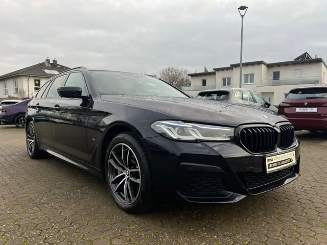 BMW 530 530i M-Sport Touring xDrive
