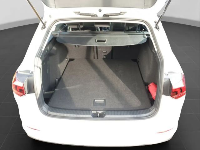 Volkswagen Golf 1.5 TSI Life Variant