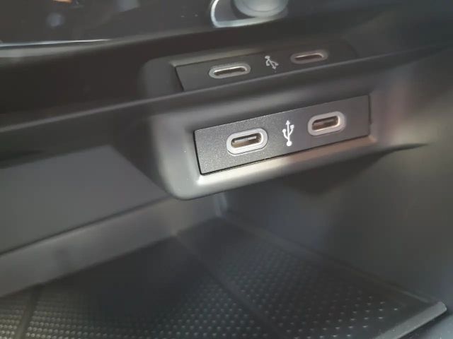 Volkswagen T-Roc DSG IQ.Drive R-Line