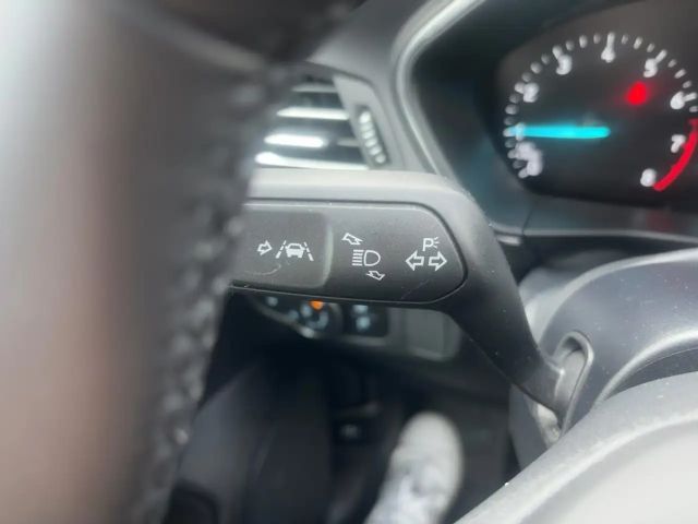 Ford Focus Titanium Wagon