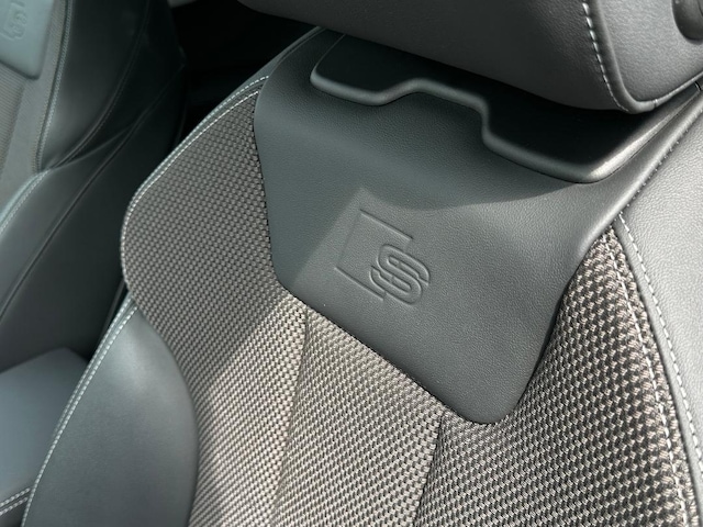 Audi A4 35 TDI Avant S-Line S-Tronic