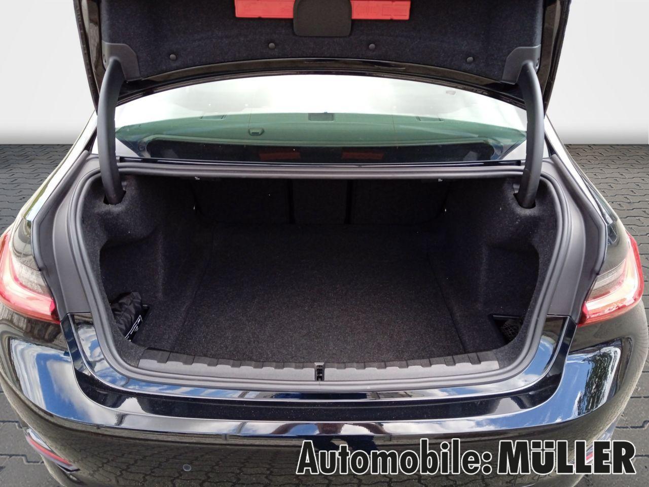 BMW 320 320i Coupé Gran Coupé Sedan xDrive