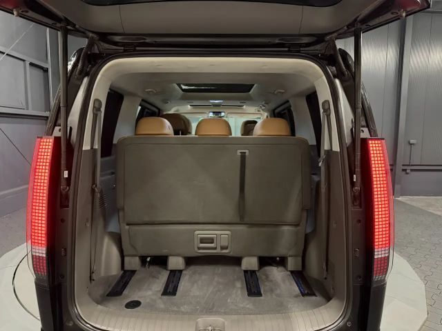 Hyundai Staria Signature Vierwielaandrijving