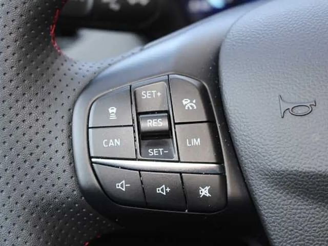 Ford Focus ST Line Wagon