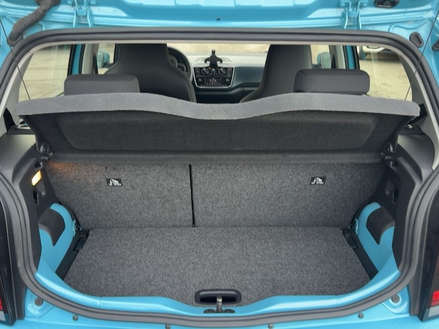 Volkswagen up! Move Move up!