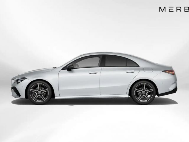 Mercedes-Benz CLA 180 AMG Line Coupé