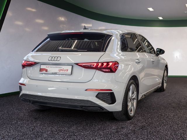 Audi A3 35 TFSI S-Line S-Tronic Sportback
