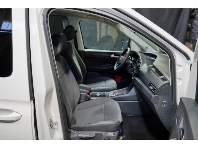 Volkswagen Caddy 1.5 TSI DSG Style