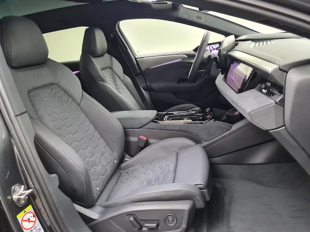 Audi A6 e-tron Avant Performance