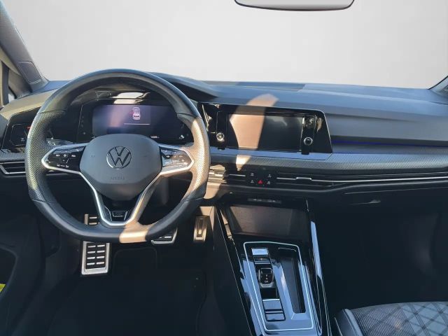 Volkswagen Golf 1.5 eTSI DSG Golf VIII R-Line
