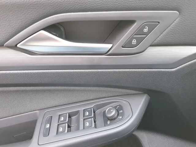 Volkswagen Golf 1.5 eTSI DSG IQ.Drive Style