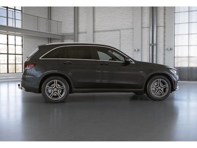 Mercedes-Benz GLC 300 4MATIC AMG Line
