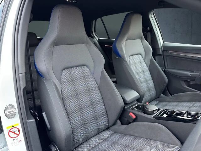 Volkswagen Golf Business GTE