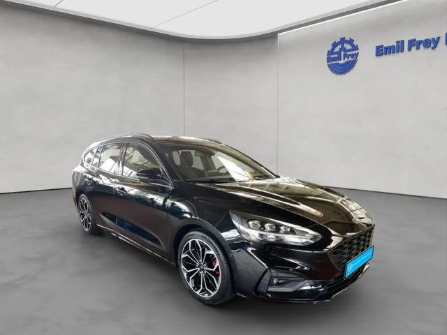 Ford Focus ST Line Wagon