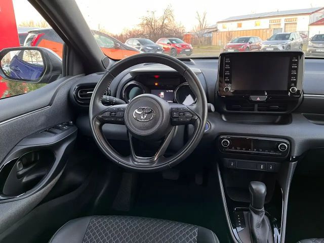 Toyota Yaris Hatchback Hybride Style
