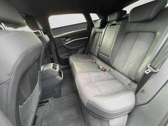 Audi Q8 e-tron 55 Quattro S-Line