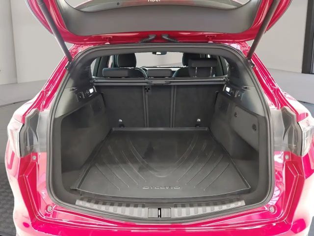 Alfa Romeo Stelvio AT8 Q4