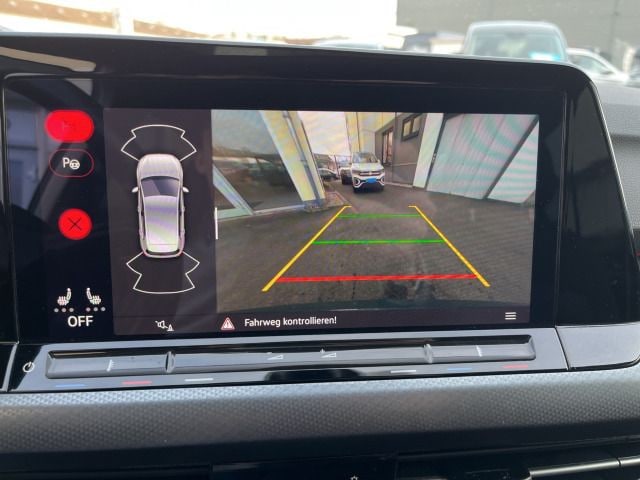 Volkswagen Golf 2.0 TDI DSG Golf VII IQ.Drive