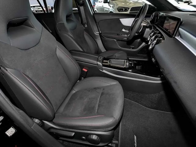 Mercedes-Benz A 200 AMG Line