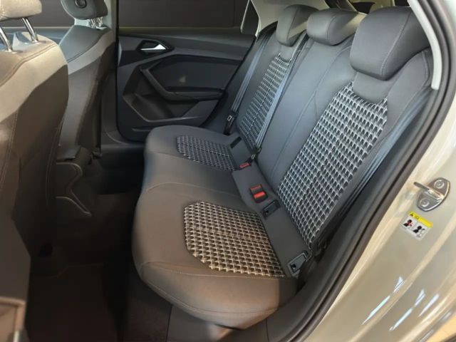 Audi A1 30 TFSI Allstreet