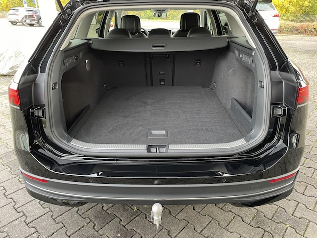 Volkswagen Passat 1.5 eTSI Business DSG Variant