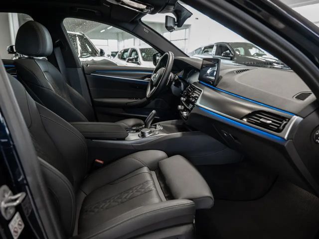 BMW 530 530e M-Sport Touring xDrive