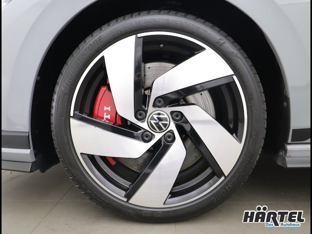 Volkswagen Golf 2.0 TSI DSG GTI