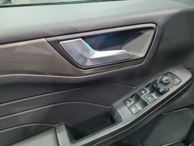 Ford Kuga Plug in Hybrid Titanium