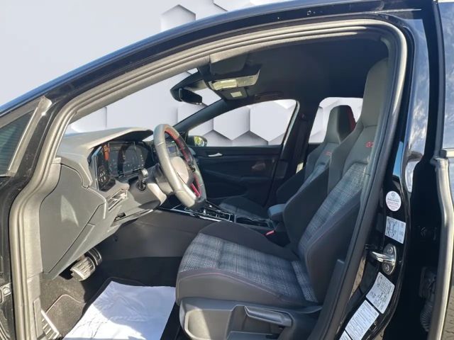 Volkswagen Golf 2.0 TSI Golf VIII