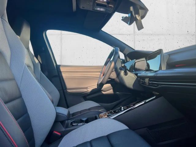 Volkswagen Golf 2.0 TSI Golf VIII