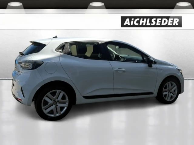 Renault Clio E-Tech Evolution Hybrid