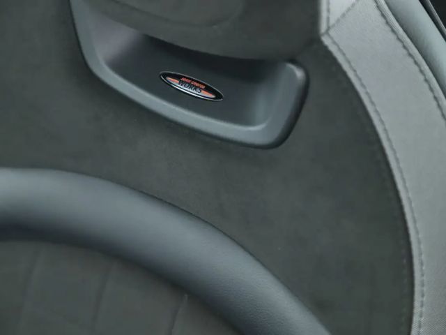 MINI Cooper JCW AERODYNAMIK PAKET LED NAVI JCW-SITZE