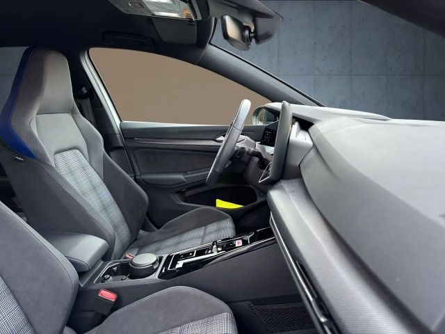 Volkswagen Golf Business GTE