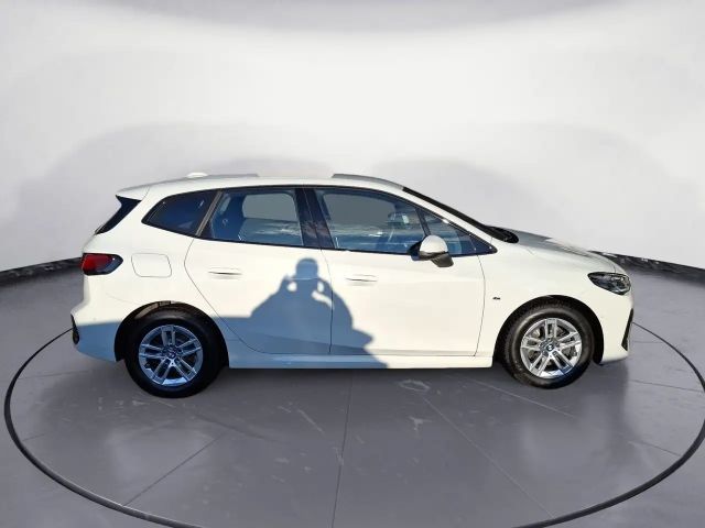 BMW 218 *M-Paket*LED*Navi*AHK*LED*DAB