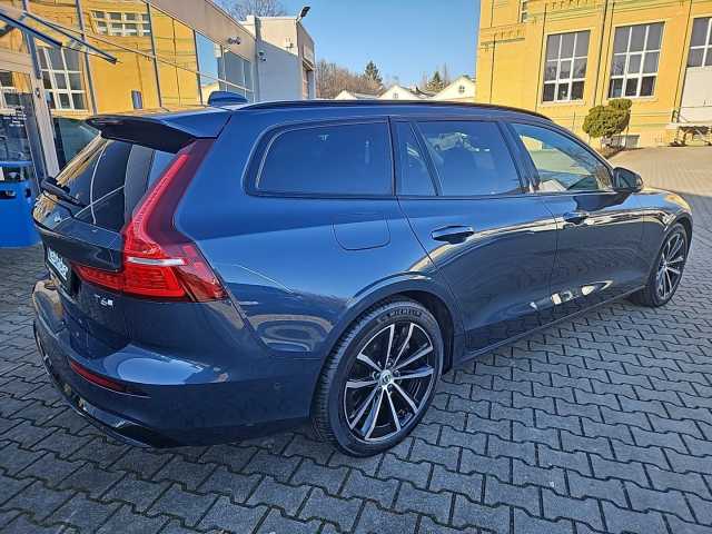 Volvo V60 AWD Dark Plus T6