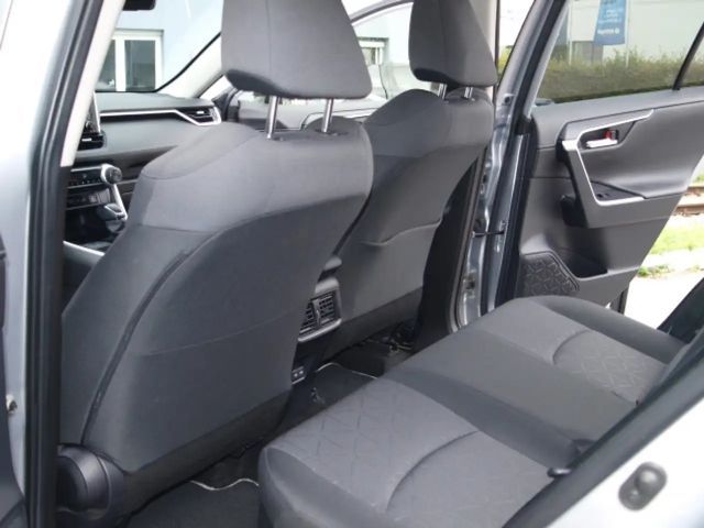 Toyota RAV4 Active Hybride