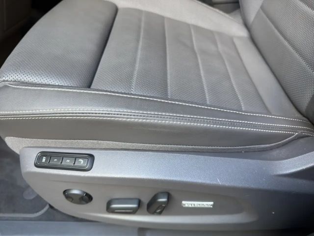 Volkswagen Multivan 2.0 TDI DSG T7