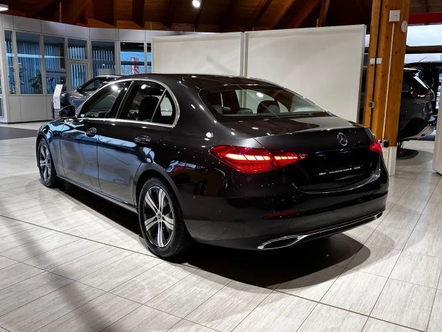 Mercedes-Benz C 200 AVANTGARDE C 200 d Sedan