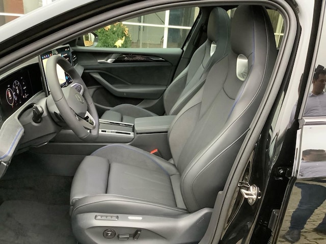 Volkswagen Passat 2.0 TDI DSG R-Line